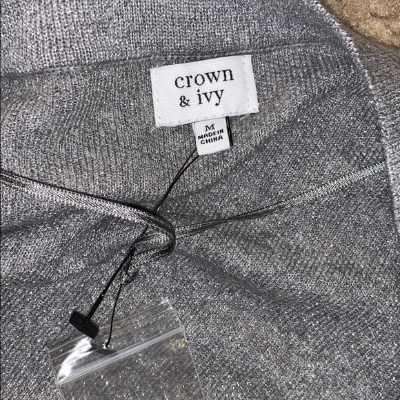 New Crown & Ivy pokadot cardigan sweater size - M - Picture 3 of 3